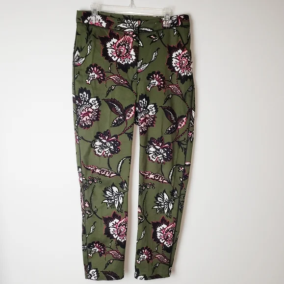 floral cigarette pants Topshop | Pants & Jumpsuits | Topshop Floral Capri Cigarette Pants Size 4
